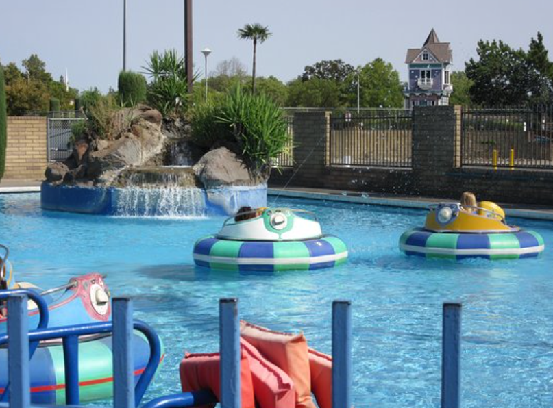 Scandia Fun Center, United States